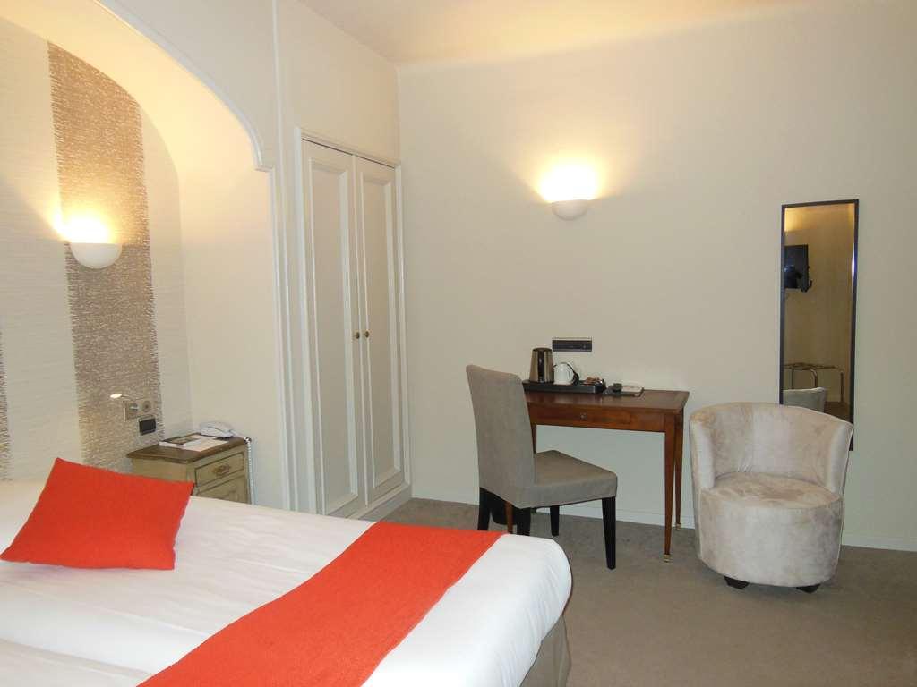 Best Western Hotel De La Bourse Mulhouse Room photo